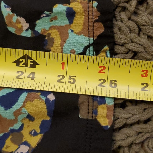 Lolë Top Black Multicolor Floral Print M - Picture 8 of 8